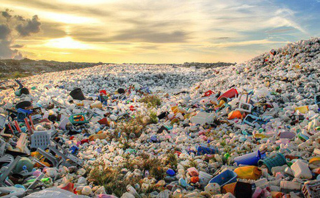 Landfill-full-of-plastic-waste-Drowning-in-Waste-WOIMA-Corporation